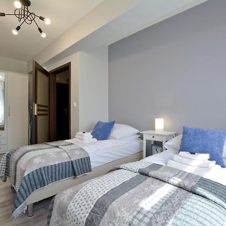 Apartament Gemini เจียร์ซอร์นูฟ ภายนอก รูปภาพ