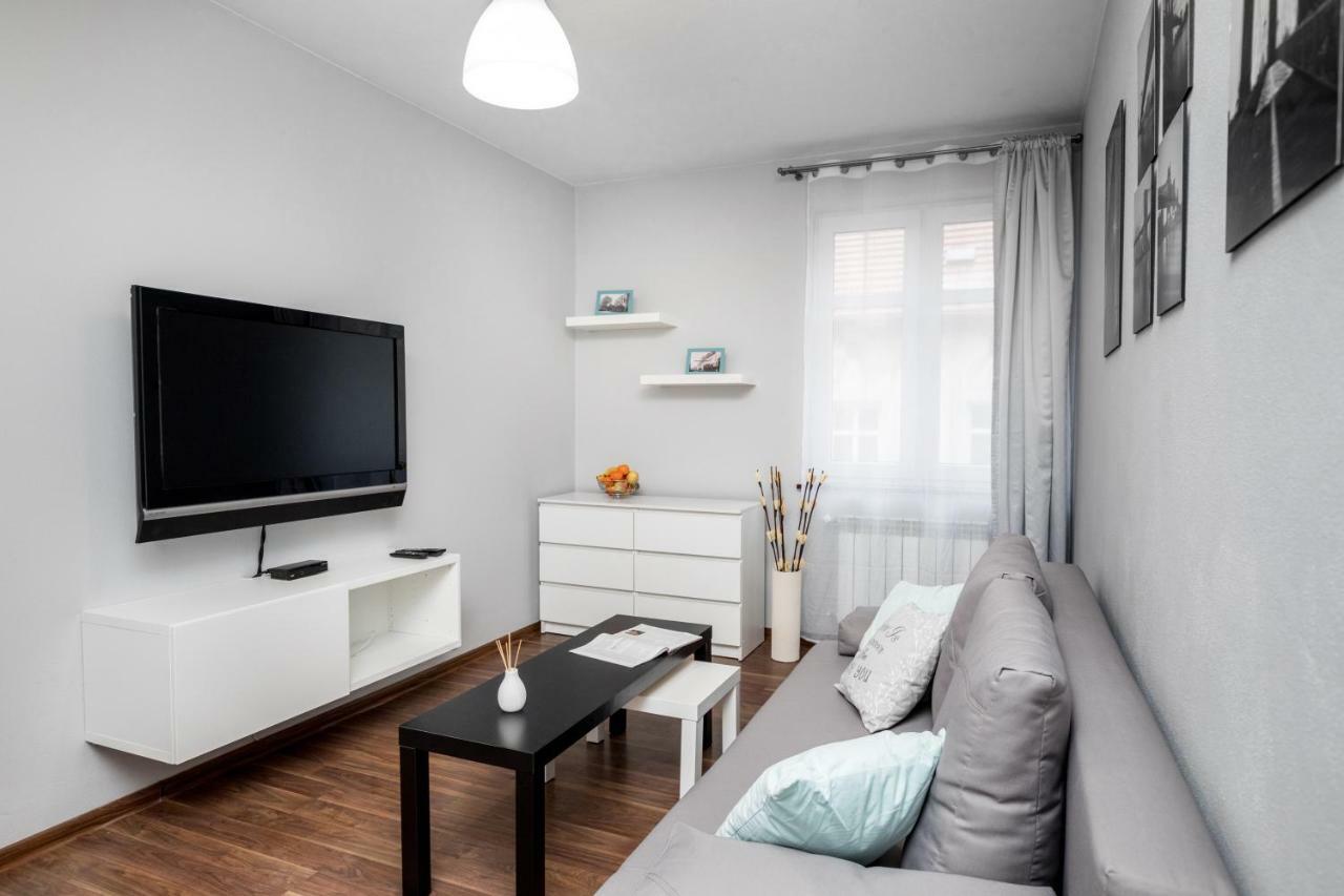 Apartament Gemini เจียร์ซอร์นูฟ ภายนอก รูปภาพ